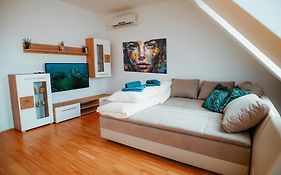 Vienna Deluxe Apartment